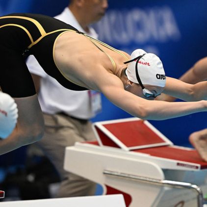 arena｜アリーナ｜gretchen walsh