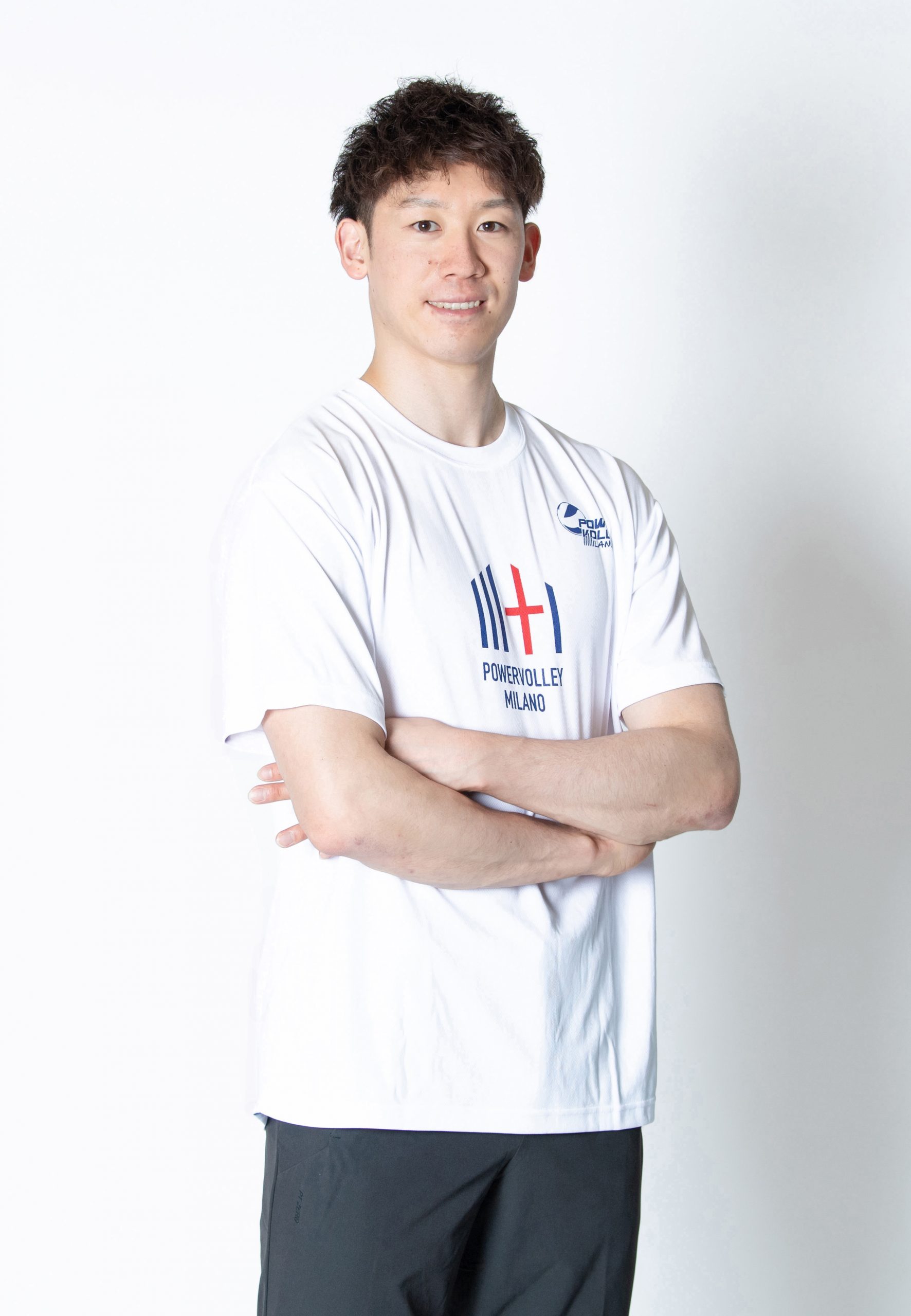 石川祐希選手 パワーバレー・ミラノ 日本限定オフィシャル Tシャツ 