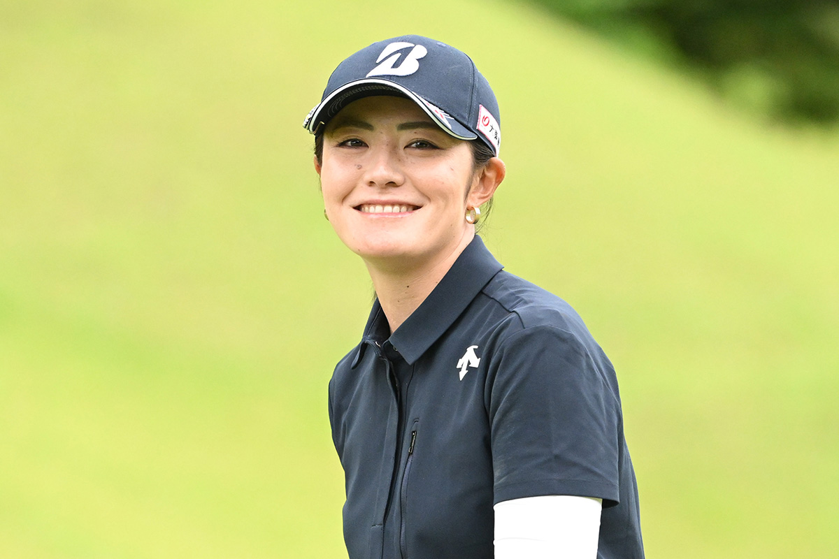 渡邉 彩香選手｜デサントゴルフ