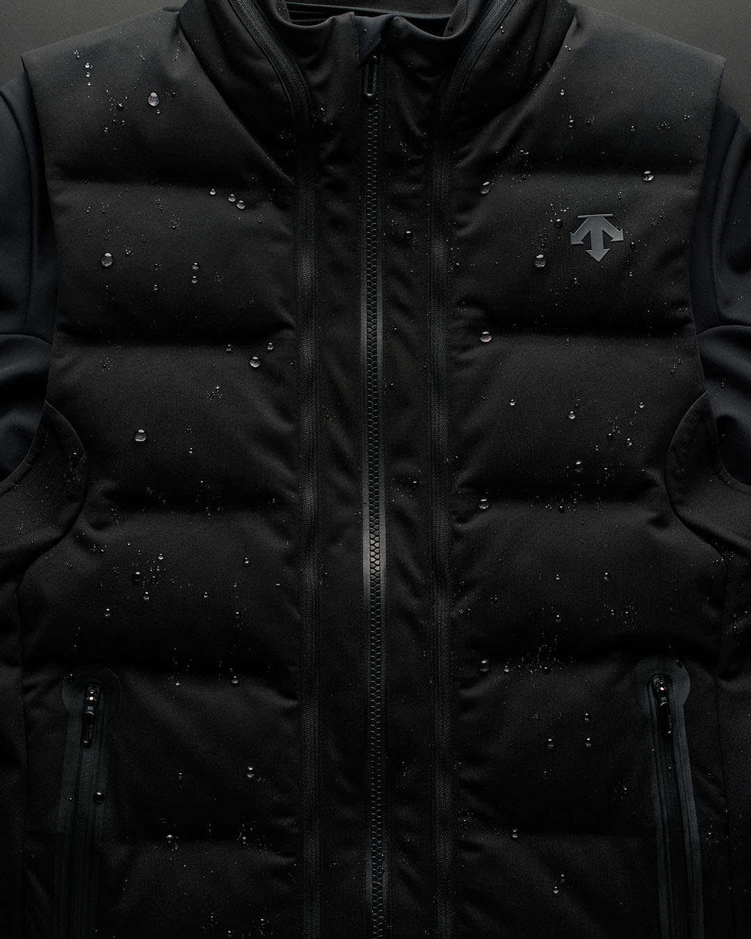 g-arc｜WINDSTOPPER｜デサントゴルフ