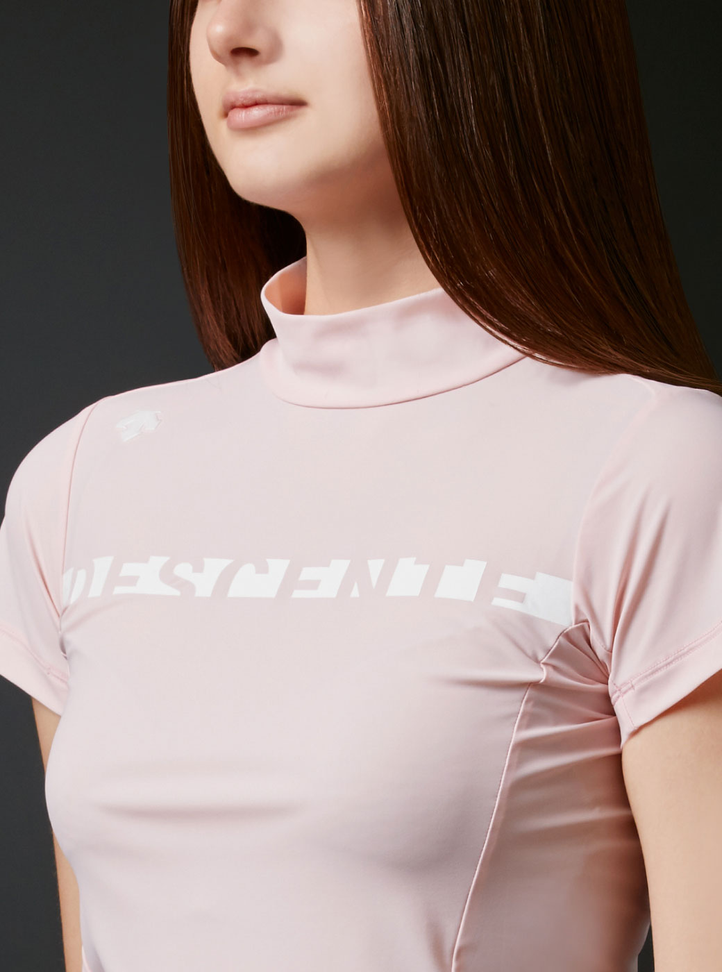 ナイロンベアロゴプリントモックネックシャツ【UV】 | デサントゴルフ公式サイト（公式オンラインストア）