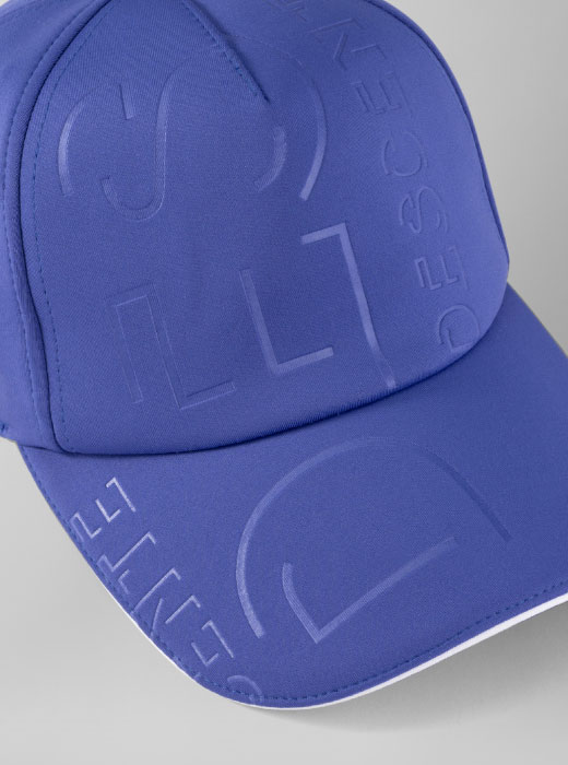 ロゴエンボスキャップ