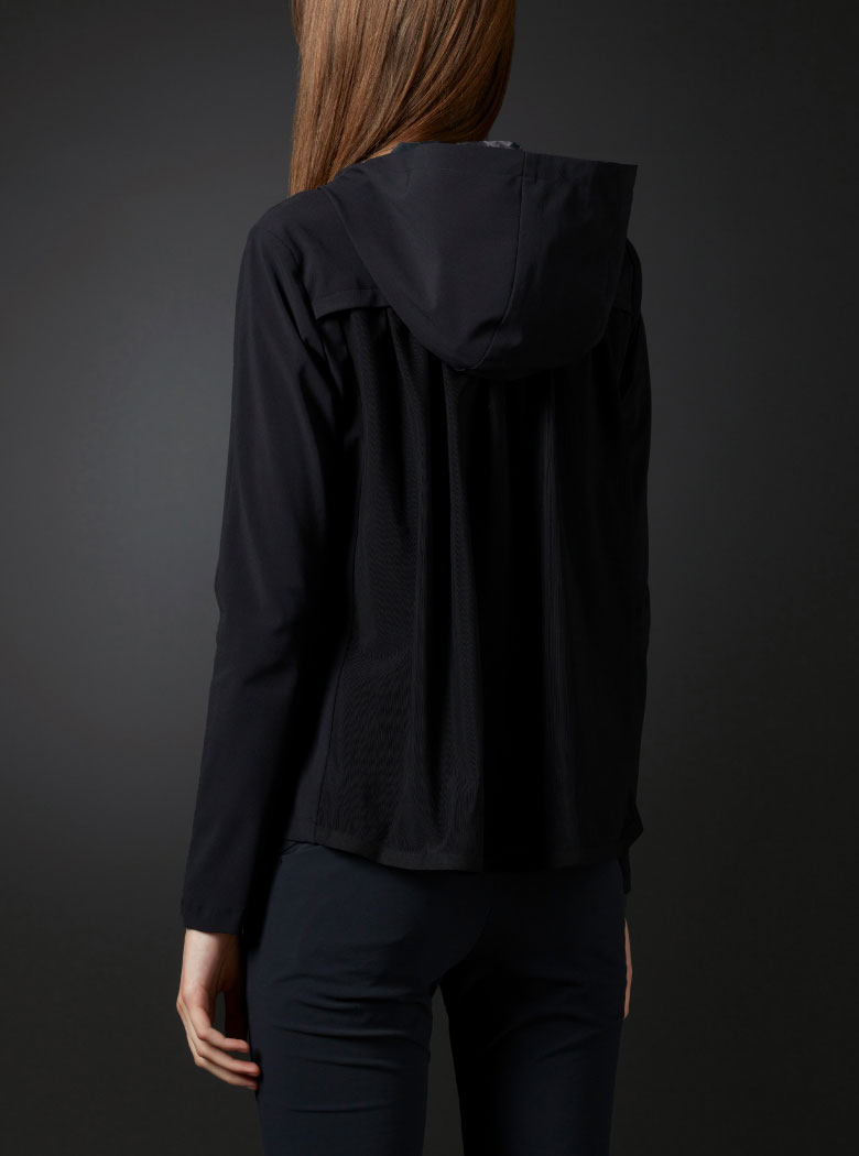 驚きの値段での商品をすべて LUXE】DESCENTE ハイテンショントリコットジャケット Lサイズ レディースウェア