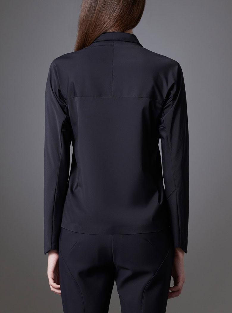 【入手困難】デサントゴルフ ストレッチ フーデッド ジャージー ジャケット M ストレッチナイロンロゴプリントジャージージャケット【UV