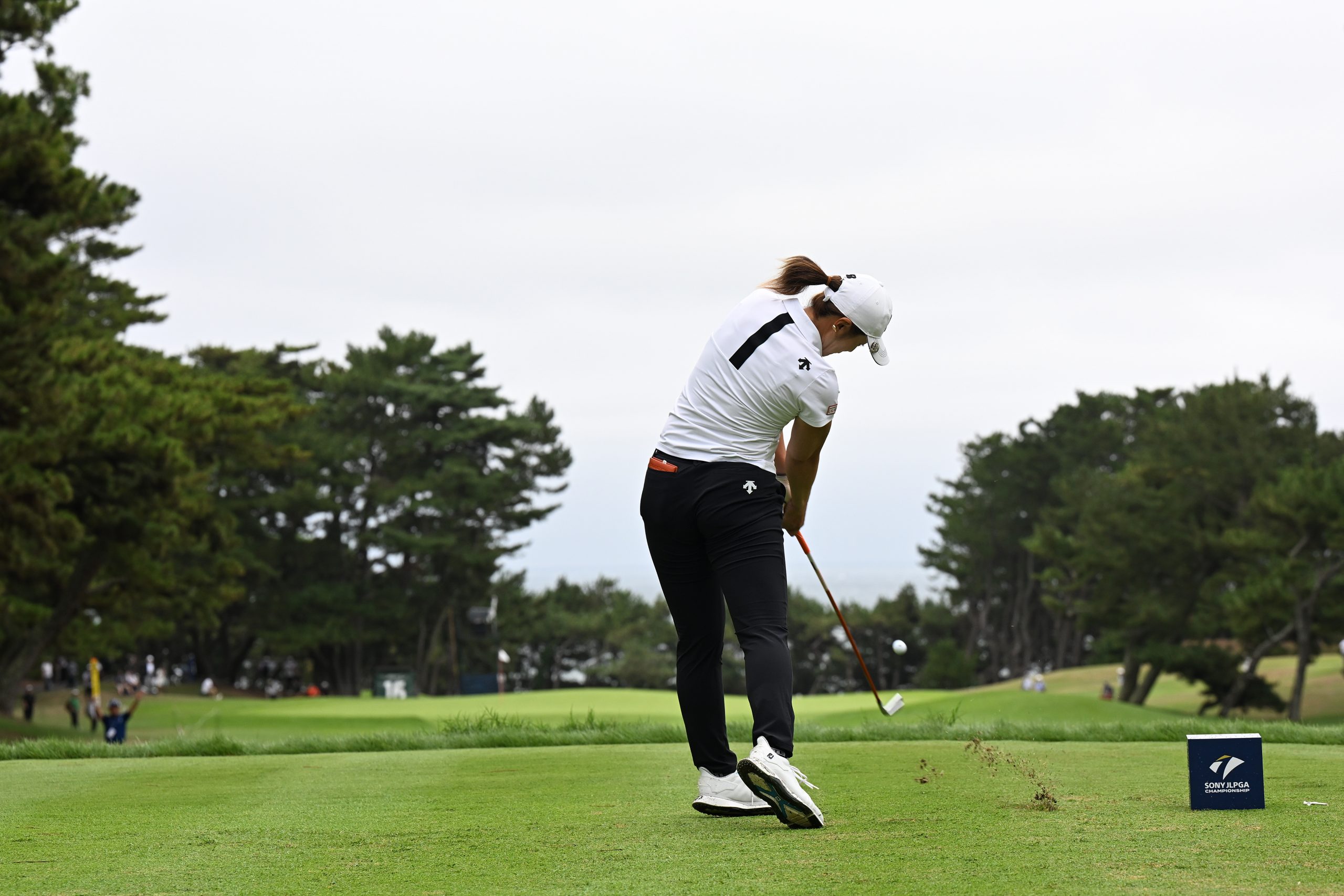 渡邉彩香の着こなし