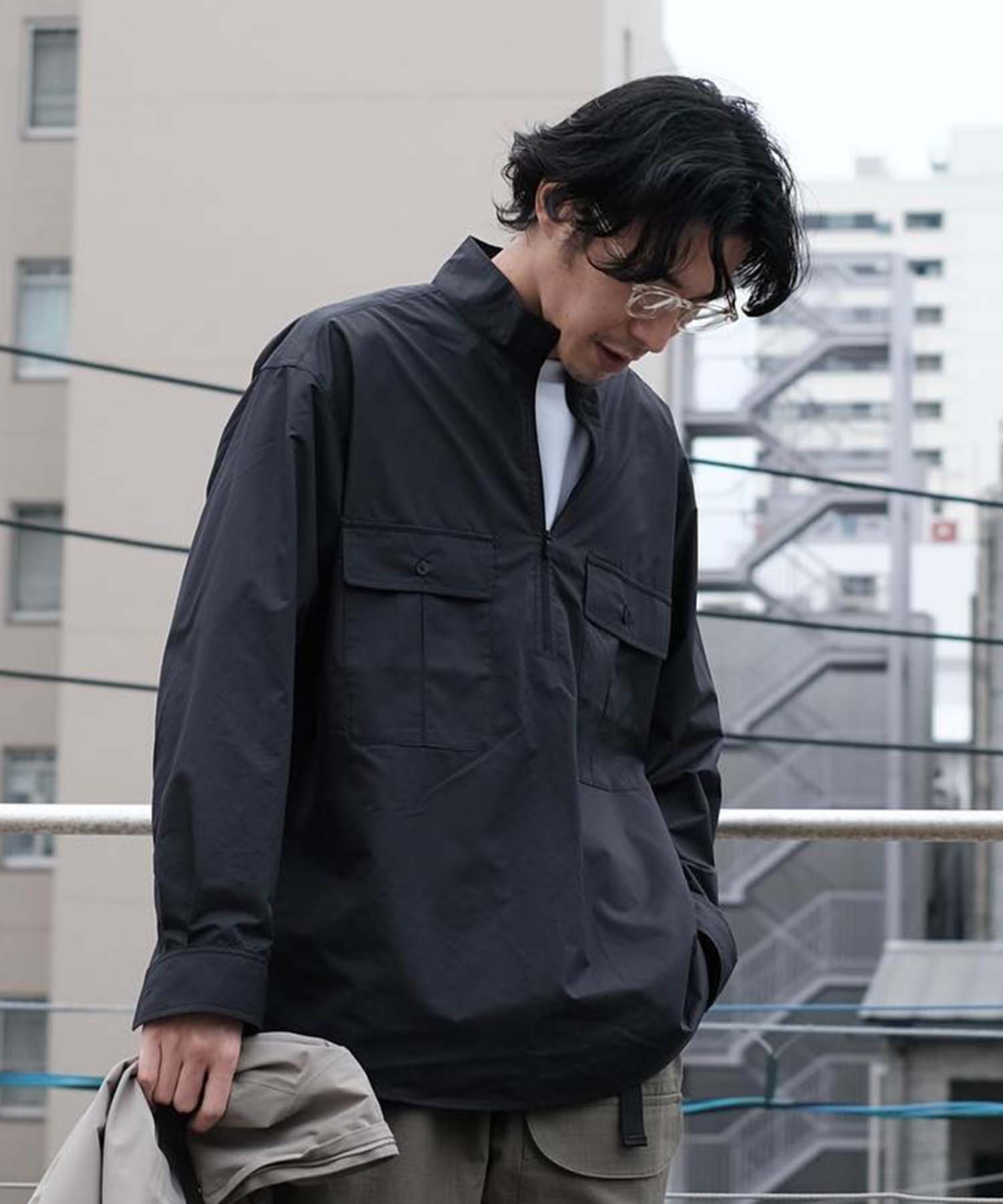 【PAUSE】STAND COLLAR PULLOVER SHIRT