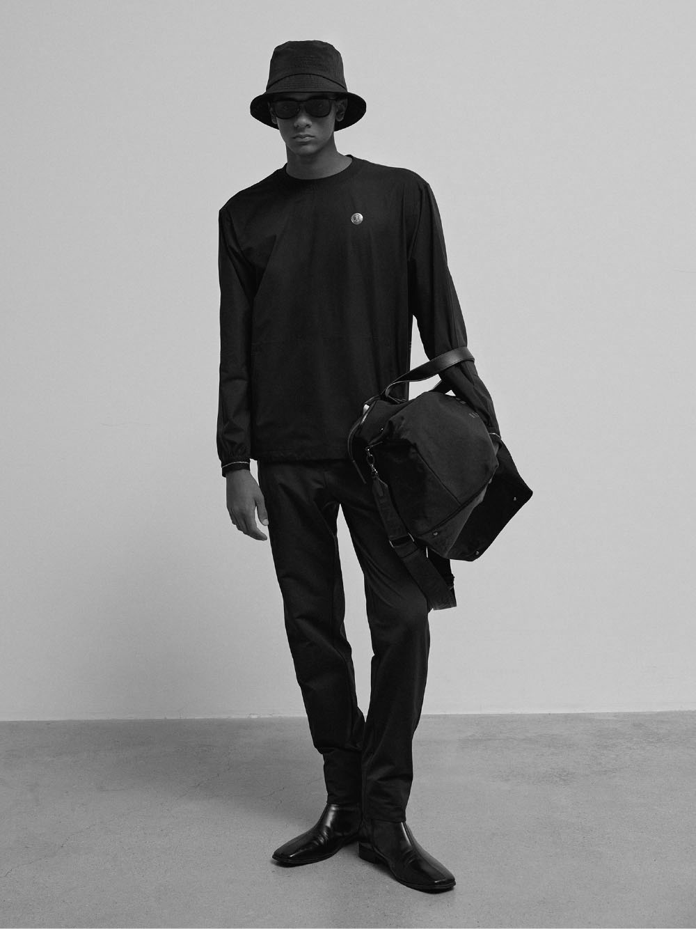 all-in-black-02