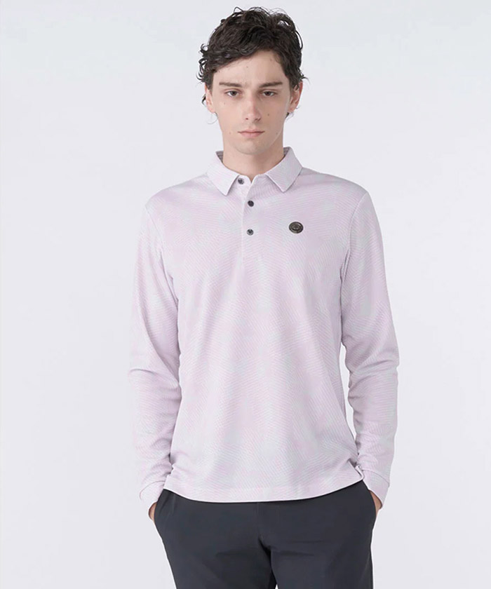 LANVIN SPORTのロゴを細線で幾何学柄のようにアレンジしたモダンなプリントが全体に施され、洗練された印象を与えます。
環境に配慮したデジタルプリント技術「Viscotecs」を採用。
デザイン性とサステナビリティを両立した一着です。
プレゼントにもおすすめです。