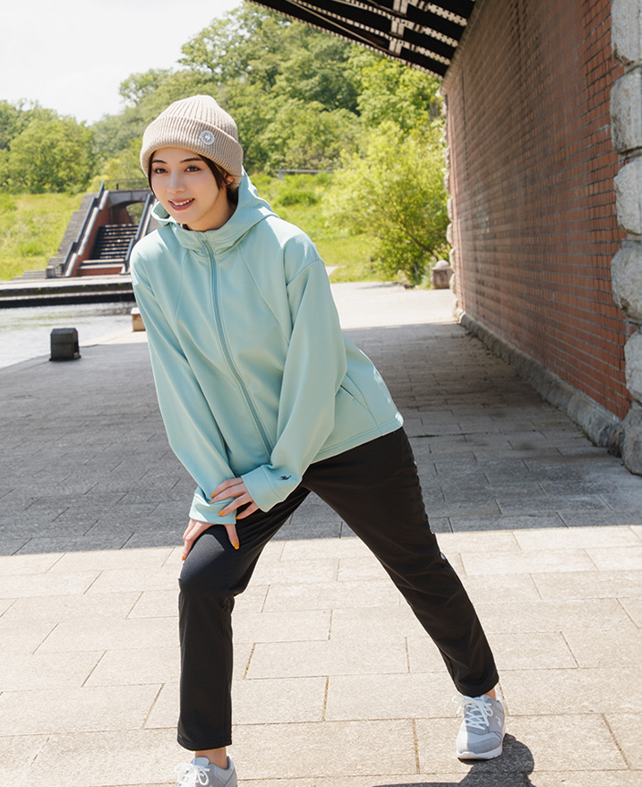 着用イメージ2 防風アウター レディース おしゃれ 着ぶくれしないアウター レディース