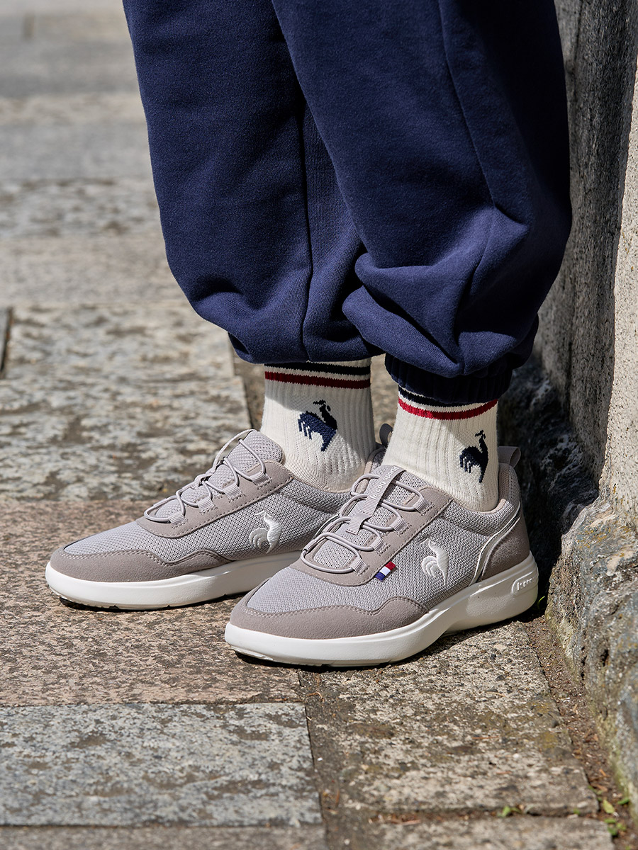 ラ ローヌ_着用イメージ3 幅広 スニーカー レディース コーデ 3Eワイド設計シューズ