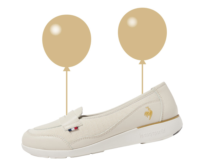 毎日でも履きたくなるふわっと軽い履き心地 ローファースニーカー