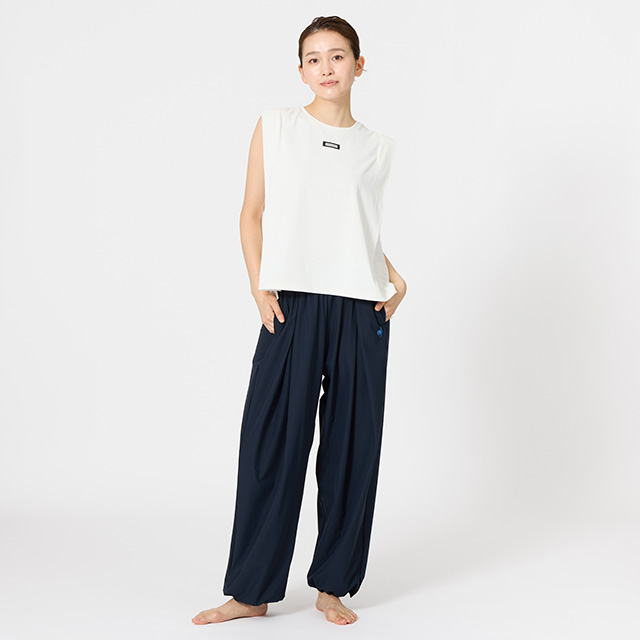 ヨガの行き帰りにもおしゃれな接触冷感ワイドパンツ。体型カバーを叶えるルコックスポルティフのイージーパンツ