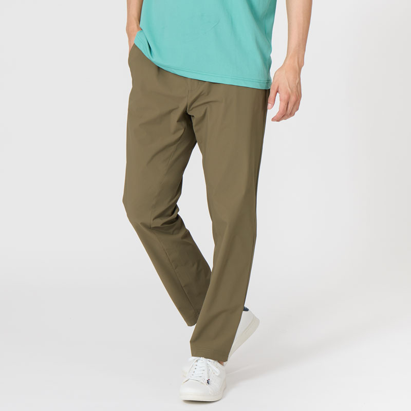 日本人の体型に合わせた、きれいなシルエットで動きやすい、メンズパンツ/エアスタイリッシュパンツ