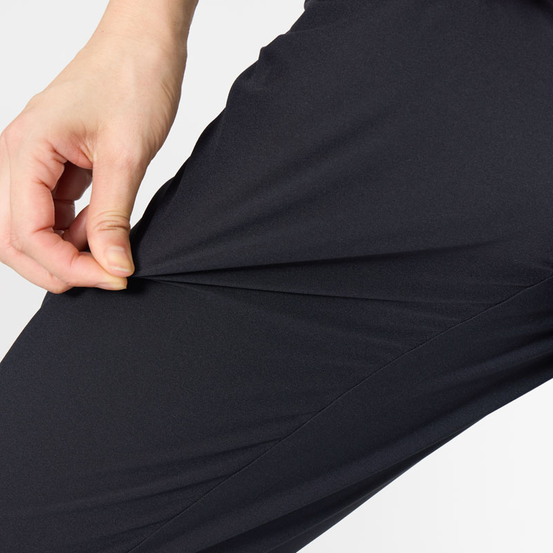 日本人の体型に合わせた、きれいなシルエットで動きやすい、レディースパンツ/エアスタイリッシュパンツ