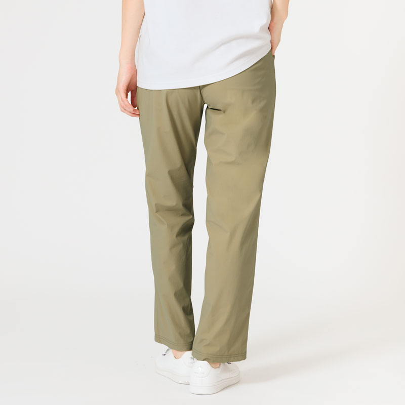 日本人の体型に合わせた、きれいなシルエットで動きやすい、レディースパンツ/エアスタイリッシュパンツ