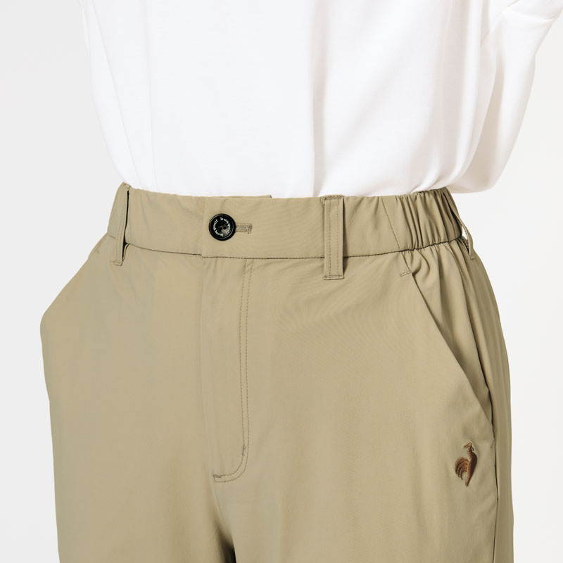 日本人の体型に合わせた、きれいなシルエットで動きやすい、レディースパンツ/エアスタイリッシュパンツ