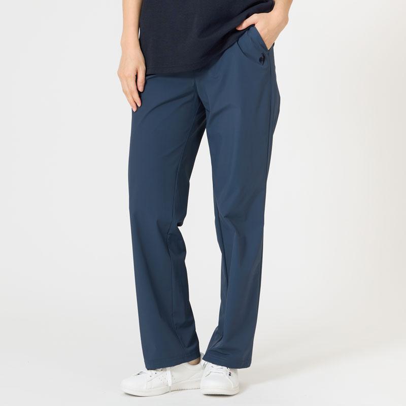 日本人の体型に合わせた、きれいなシルエットで動きやすい、レディースパンツ/エアスタイリッシュパンツ