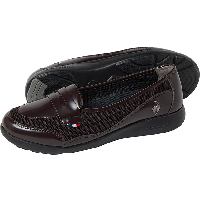 ルコックスポルティフのオフィスカジュアルスニーカー LCS ヴォーヌ