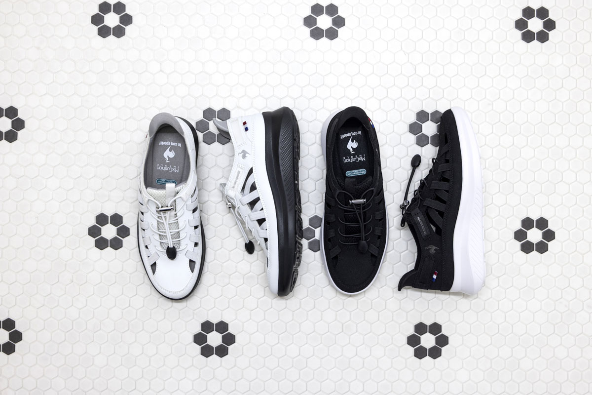 さっと履ける軽量サマースニーカー