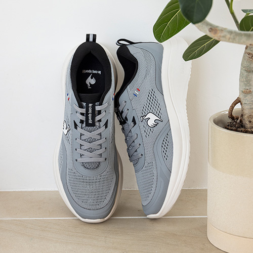 足取り軽く、心弾む毎日をサポートするルコックスポルティフの軽量ランニングシューズ「ラン ライト」