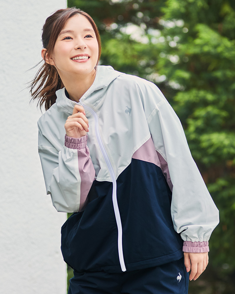 LOOK3大人の機能派ウィンドブレーカースタイル（芳根京子さん着用）