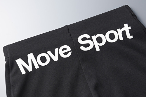 Move Sport15周年限定ECOロングパンツ