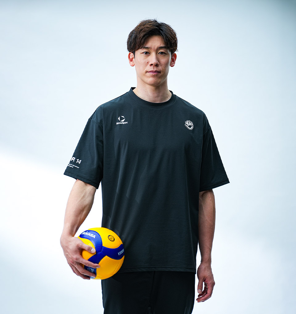 石川祐希選手コラボ着用イメージ