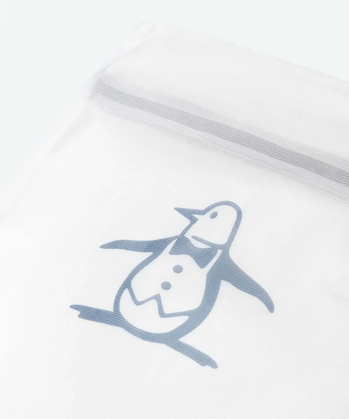 ペンギンのロゴ入りランドリーネット