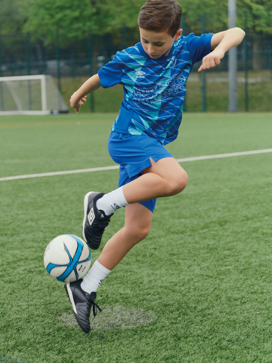 THE THIRD by UMBRO ザ サード バイ アンブロ|アンブロ公式|UMBRO THE THIRD by UMBRO ザ サード バイ アンブロ|アンブロ公式|UMBRO