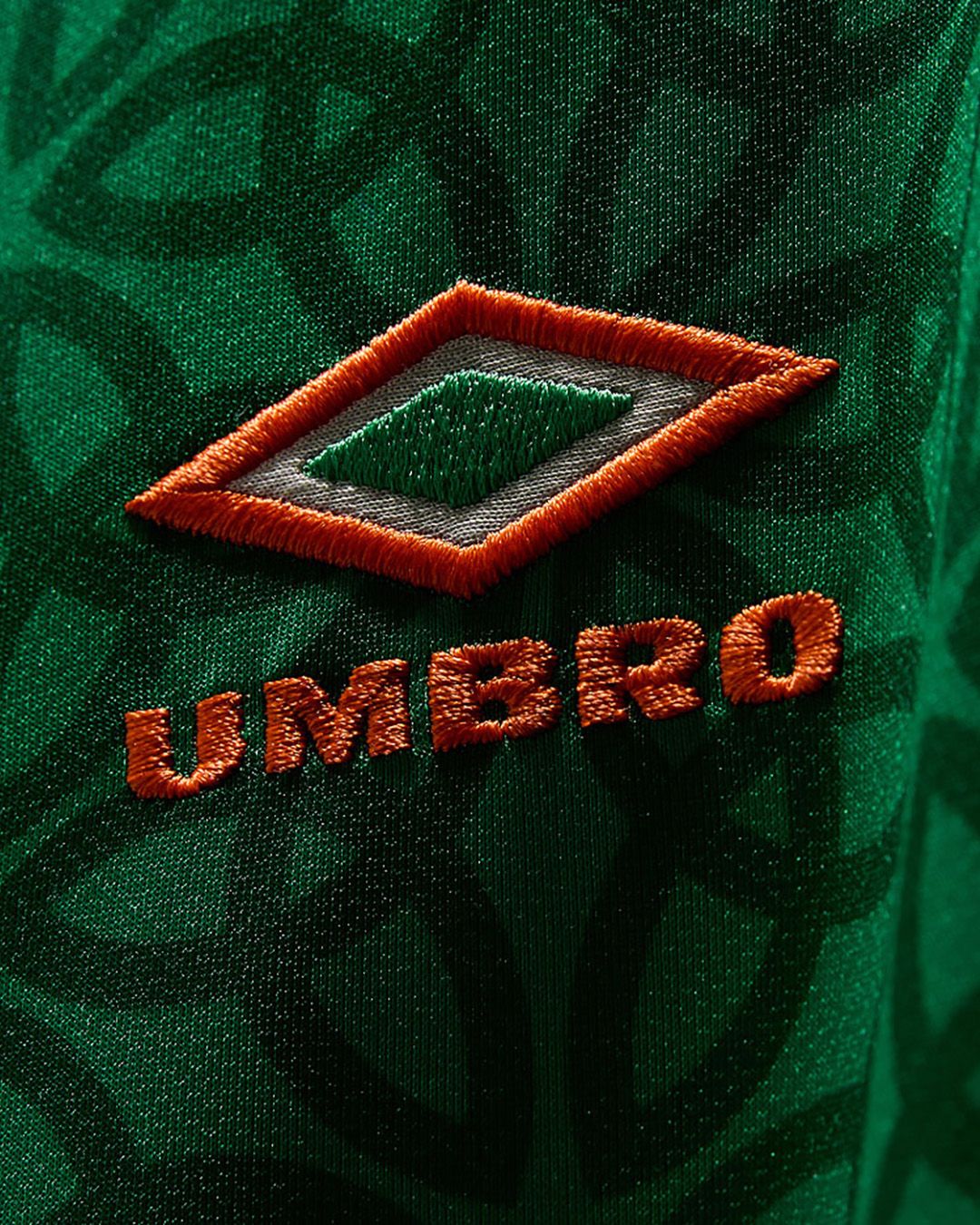 公式】アンブロ|UMBRO 公式】アンブロ|UMBRO