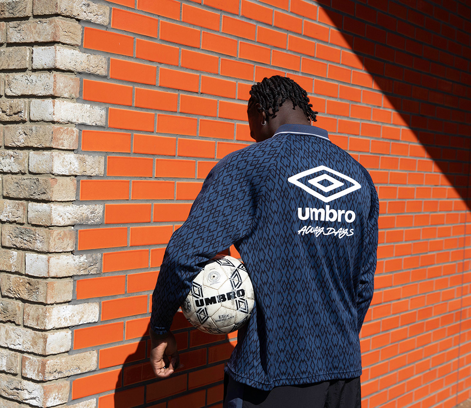 UMBRO AWAY DAYS