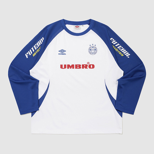 サッカーブランドアンブロのコリアコレクション｜ホワイトとブルーの長袖シャツ｜ブロークコア