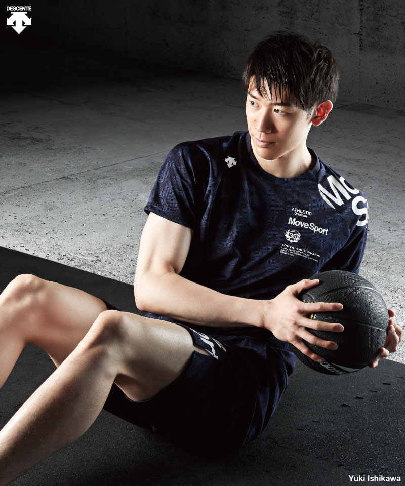 石川祐希着用】2021コーディネート | デサントストア-DESCENTE 石川祐希着用】2021コーディネート | デサントストア-DESCENTE