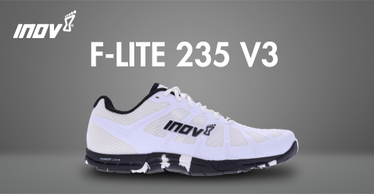 新品未使用 イノヴェイト　トレーニング f-lite 235 V3 クロスフィットやジムトレーニングシーンの人気モデル